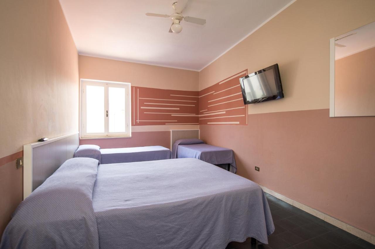 Hotel Terranova ปิซา ภายนอก รูปภาพ